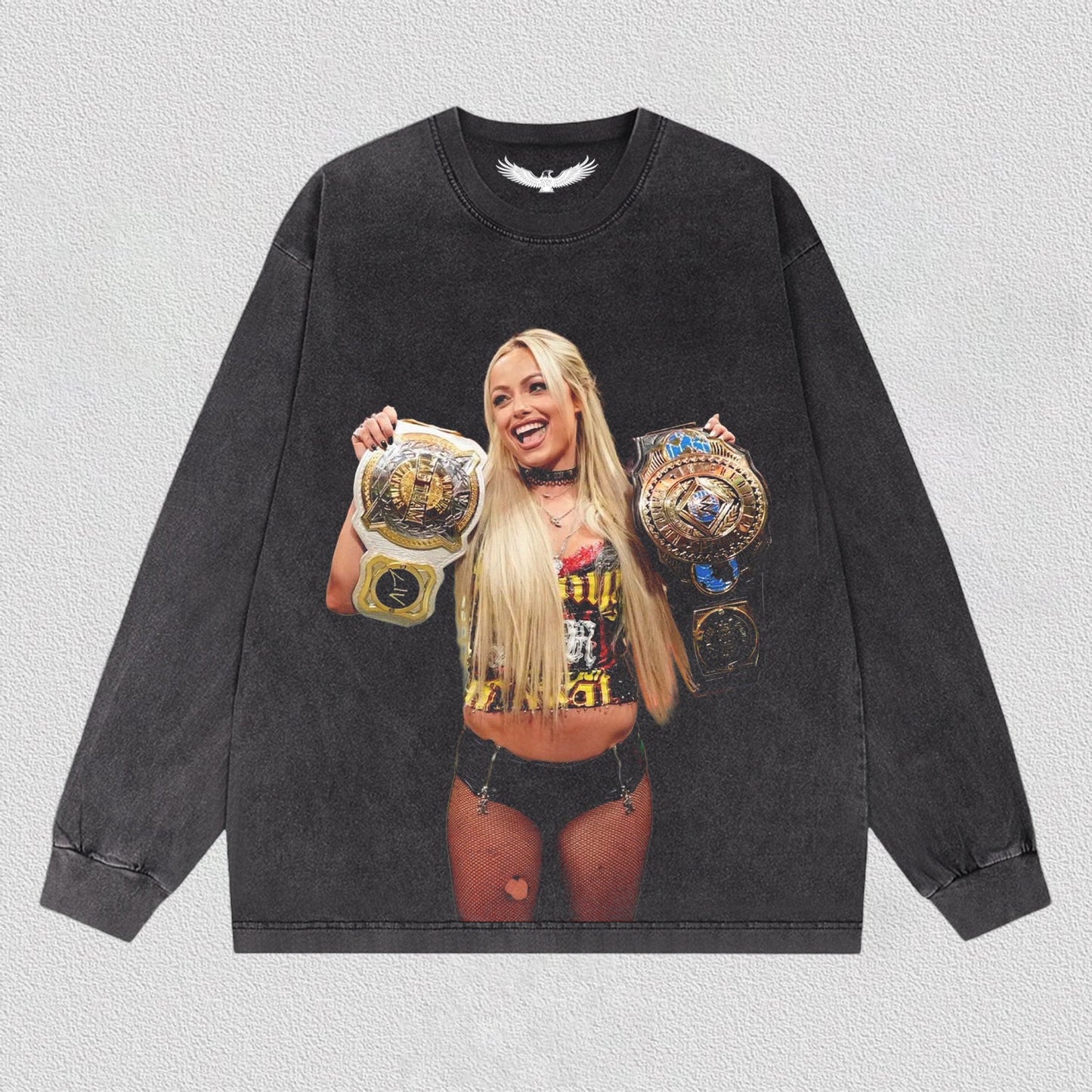 Liv Morgan & Dominik Mysterio TEE 3