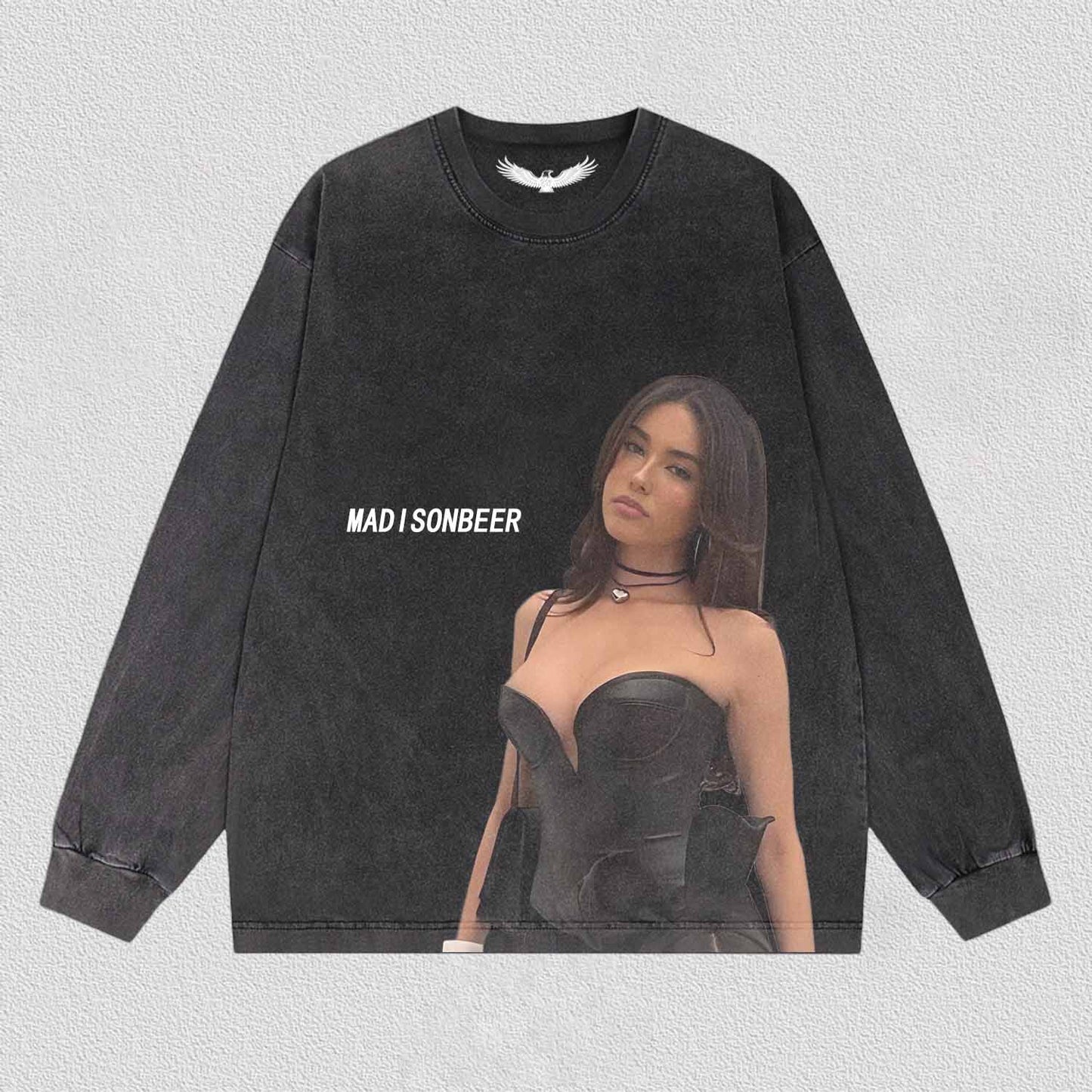 Madison Beer TEE 7.15 V8
