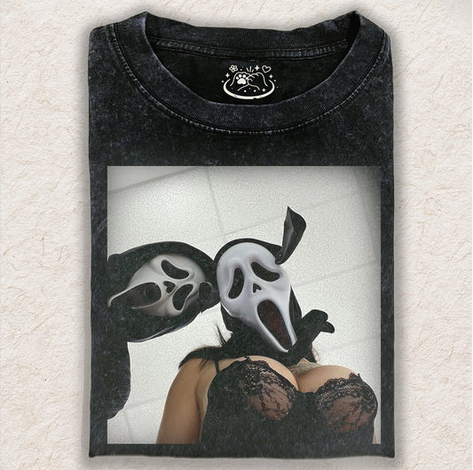 BIG BREASTS SCREAM VINTAGE  RETRO